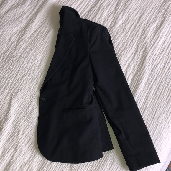 Black Blazer - Picture 5 of 5